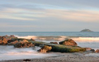 paysage-mer-rocher-gris-bleu-320x200