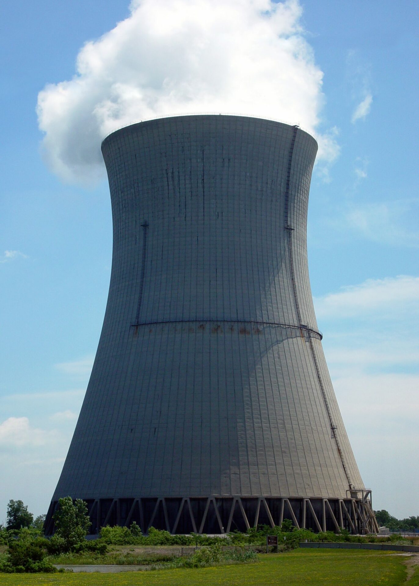 Cooling tower. Градирня АЭС. Башни-градирни. Градирня Калисиндх. Градирня ТЭС Калисиндх.