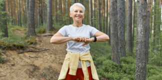 Comment entretenir sa musculature avec l’âge grâce aux plantes ? de l'exercice physique et des plantes
