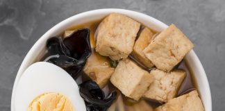 soupe-miso-oeuf-nouilles